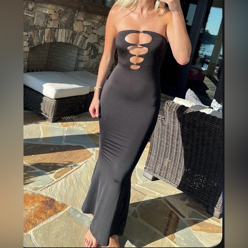 THATSSOFETCH MIAMI MAXI DRESS NEVER WORN SIZE 2 STRAPLESS
